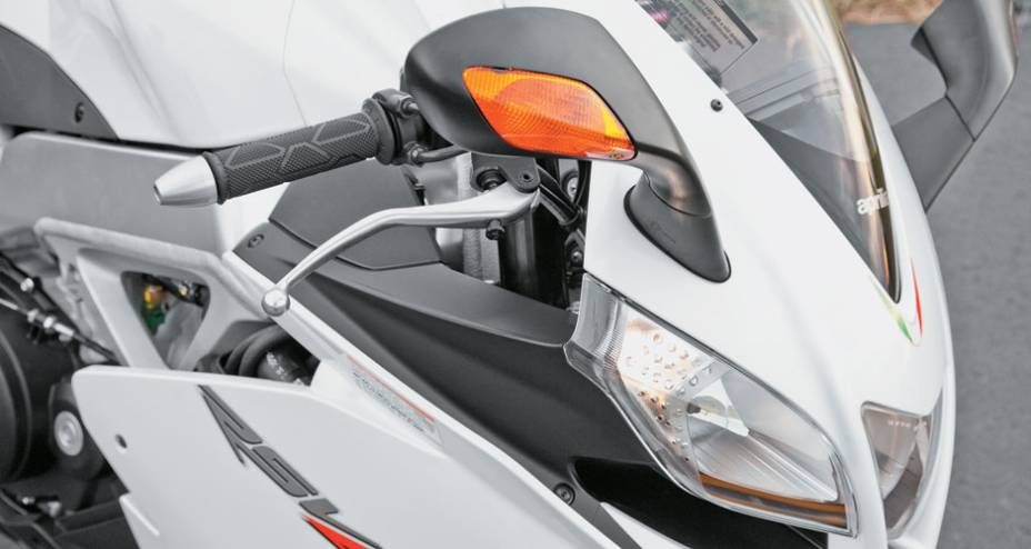 Piscas dianteiros nos espelhos: tendência Piscas dianteiros nos espelhos: tendência