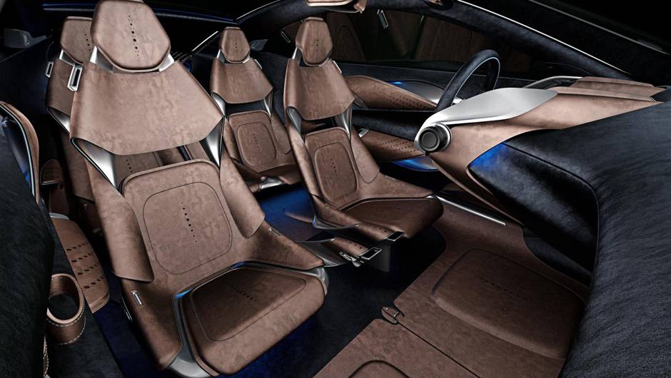Cabine &eacute; luxuosa e com estofamento em couro Nubuck nos bancos para os quatro ocupantes | <a href="https://beta-develop.quatrorodas.abril.com.br/noticias/saloes/genebra-2015/aston-martin-exibe-conceito-dbx-genebra-842885.shtml" target="_blank" rel="migration">Leia mais</a>