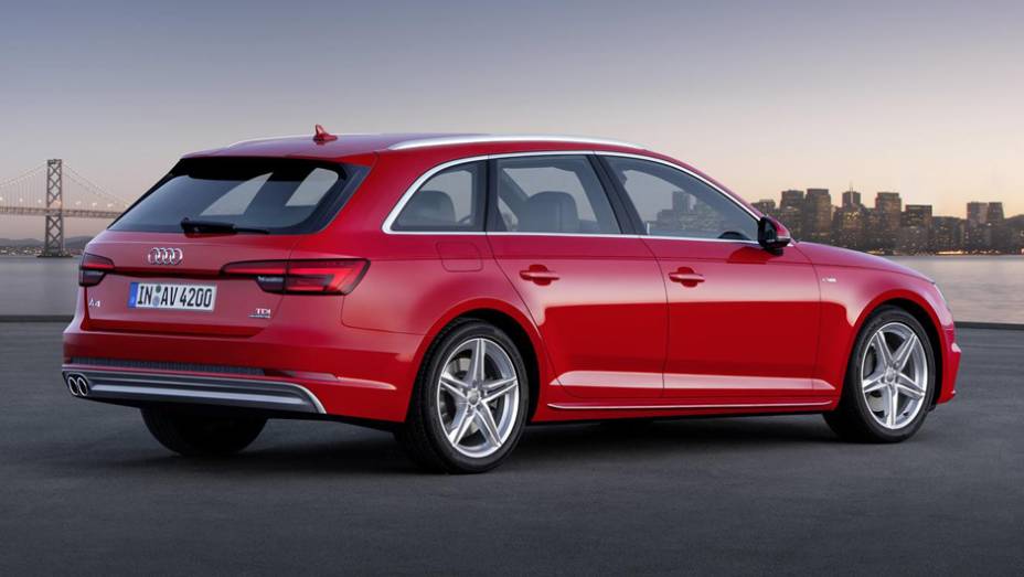 A4 Avant pode levar até 1.510 litros de carga com os bancos rebatidos, e 505 com eles na posição normal | <a href="https://beta-develop.quatrorodas.abril.com.br/noticias/fabricantes/audi-revela-novo-a4-882500.shtml" rel="migration">Leia mais</a>