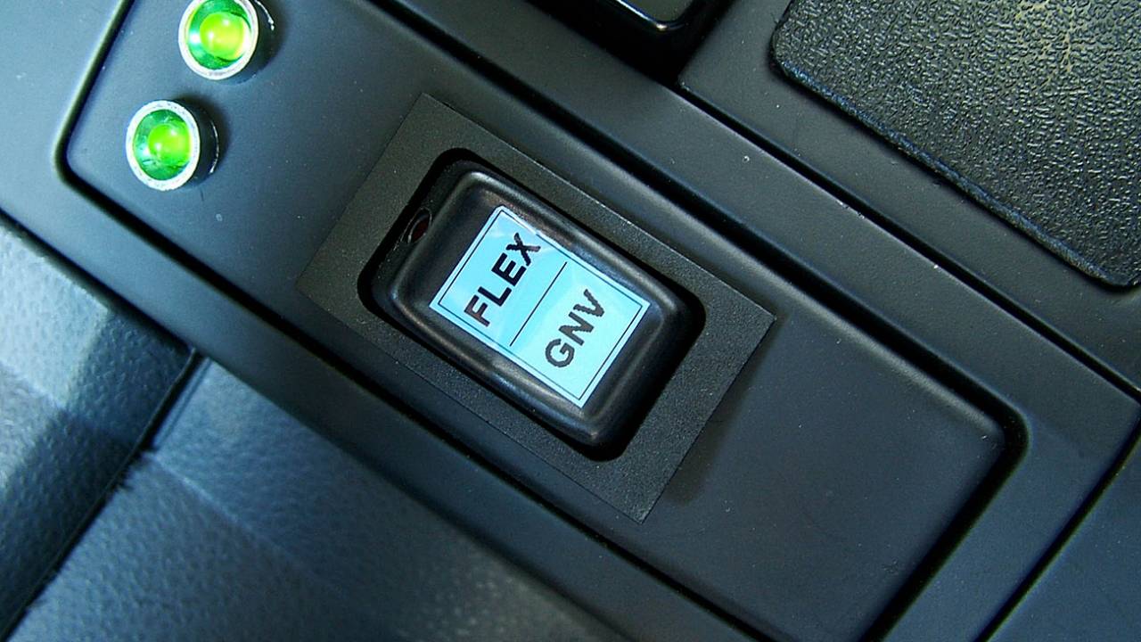 Polo 1.6 Tri Fuel