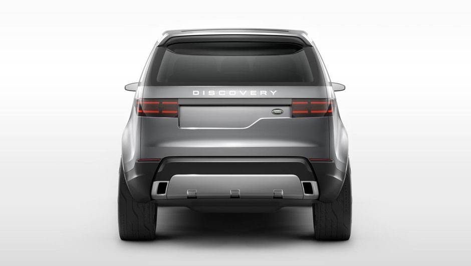 Traseira inspirada no Evoque tem mudan&ccedil;as profundas | <a href="https://beta-develop.quatrorodas.abril.com.br/noticias/fabricantes/land-rover-lanca-conceito-discovery-vision-779837.shtml" rel="migration">Leia mais</a>