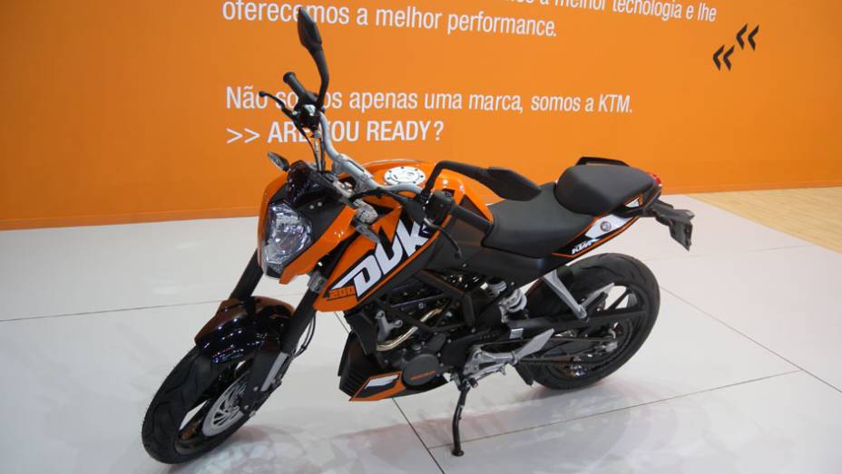 KTM aposta na linha Duke para ganhar o mercado | <a href="https://beta-develop.quatrorodas.abril.com.br/moto/noticias/ktm-revela-novidades-vem-brasil-642407.shtml" rel="migration">Leia mais</a>