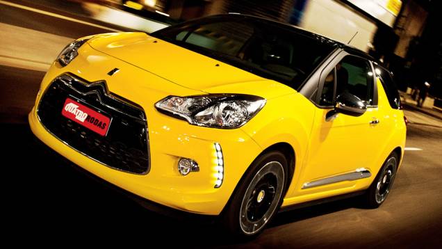 Citroën DS3 (gasolina): urbano 11,3 km/l | rodoviário 14,4 km/l | <a href="https://beta-develop.quatrorodas.abril.com.br/noticias/fabricantes/inmetro-divulga-carros-mais-economicos-ou-beberroes-2014-771045.shtml" rel="migration">Leia mais</a> Citroën DS3 (gasolina): urbano 11,3 km/l | rodoviário 14,4 km/l | <a href="https://beta-develop.quatrorodas.abril.com.br/noticias/fabricantes/inmetro-divulga-carros-mais-economicos-ou-beberroes-2014-771045.shtml" rel="migration">Leia mais</a>