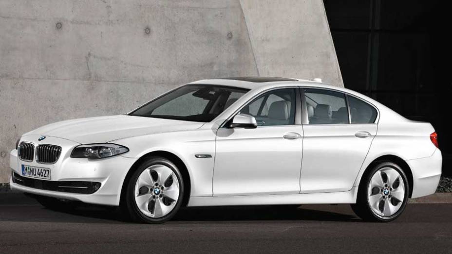 520d &eacute; equipado com motor 2.0 l de quatro cilindros