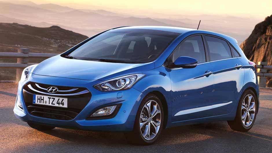 Grade da nova gera&ccedil;&atilde;o tem novo formato hexagonal - <a href="https://beta-develop.quatrorodas.abril.com.br/reportagens/salao/hyundai-i30-639880.shtml" rel="migration">Leia Mais</a>