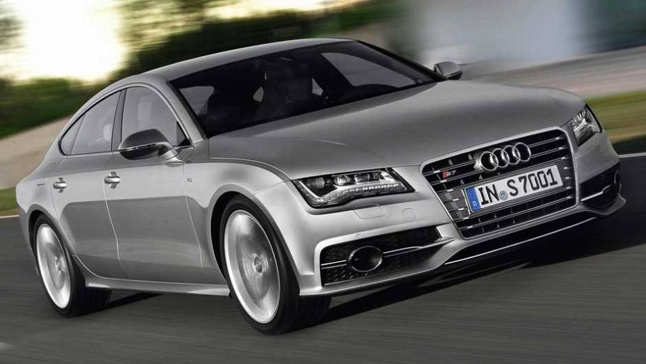 Motor utilizado pelo sed&atilde; &eacute; o 4.0 TFSI V8