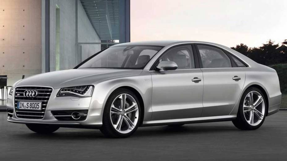 Sedã é o mais luxuoso da marca alemça Sedã é o mais luxuoso da marca alemça