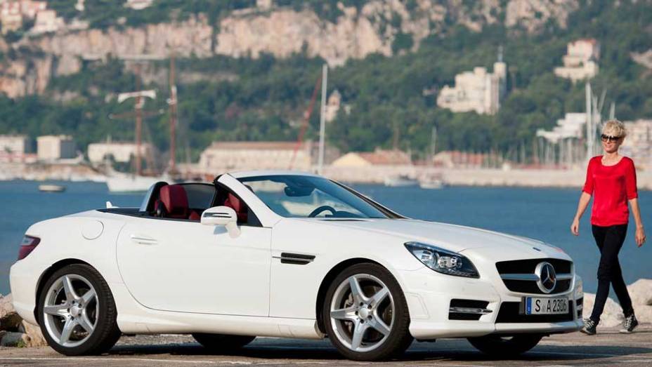 Modelo &eacute; a primeira vers&atilde;o SLK equipada com motor a diesel