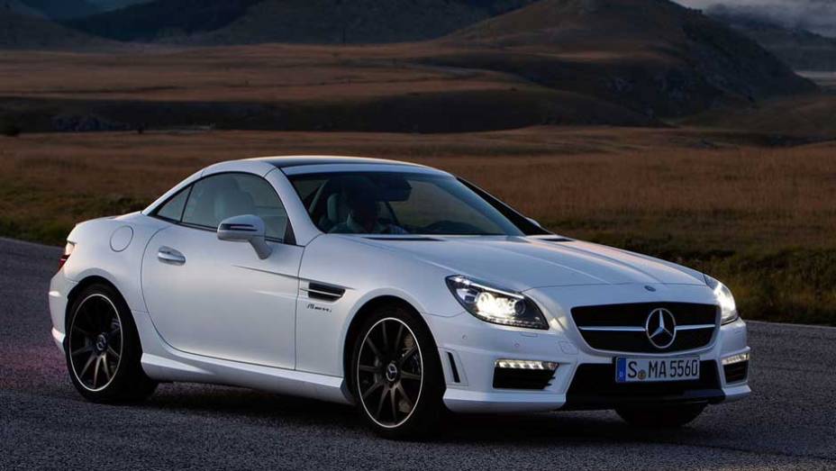 Modelo conta com transmiss&atilde;o autom&aacute;tica AMG Speedshift Plus 7G-Tronic