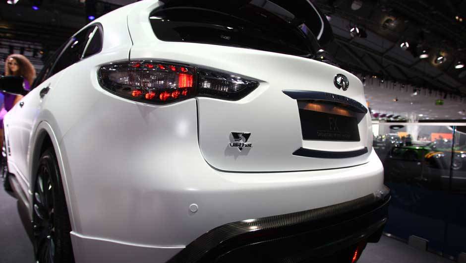 Estande da Infiniti no Salão de Frankfurt 2011