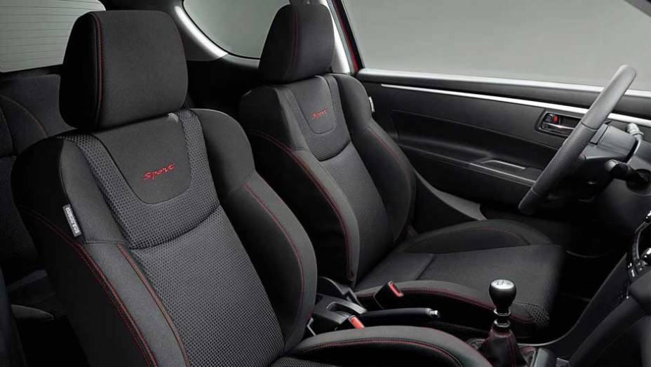 Modelo possui estrutura mais agressiva e nova grade frontal Modelo possui estrutura mais agressiva e nova grade frontal