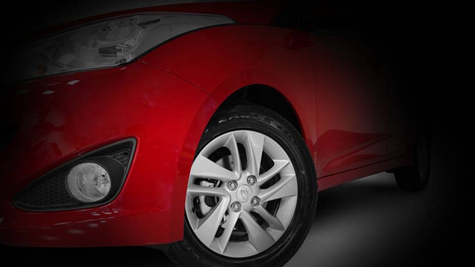 Rodas utilizadas serão de aro 14" com calota, 14" de liga leve e 15" de liga leve | <a href="https://beta-develop.quatrorodas.abril.com.br/carros/lancamentos/novo-hyundai-sera-chamado-hb20-693564.shtml" target="_blank" rel="migration">Leia mais</a> Rodas utilizadas serão de aro 14" com calota, 14" de liga leve e 15" de liga leve | <a href="https://beta-develop.quatrorodas.abril.com.br/carros/lancamentos/novo-hyundai-sera-chamado-hb20-693564.shtml" target="_blank" rel="migration">Leia mais</a>