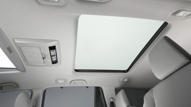 Modelo vem equipado com teto solar duplo | <a href="https://beta-develop.quatrorodas.abril.com.br/noticias/fabricantes/honda-divulga-imagens-pilot-2016-835540.shtml" rel="migration">Leia mais</a> Modelo vem equipado com teto solar duplo | <a href="https://beta-develop.quatrorodas.abril.com.br/noticias/fabricantes/honda-divulga-imagens-pilot-2016-835540.shtml" rel="migration">Leia mais</a>