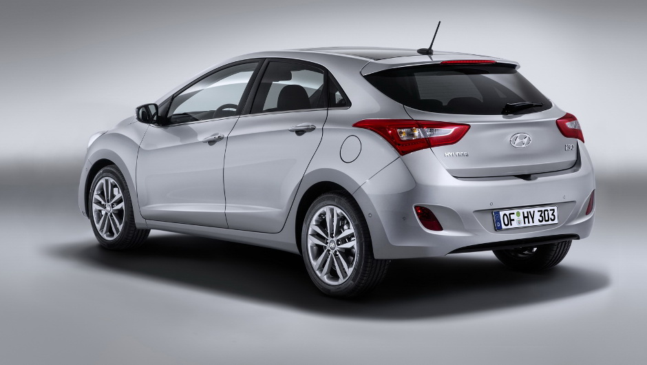 Modelo tamb&eacute;m oferece op&ccedil;&otilde;es de rodas aro 16 e 17 | <a href="https://beta-develop.quatrorodas.abril.com.br/noticias/fabricantes/hyundai-revela-facelift-i30-820005.shtml" rel="migration">Leia mais</a>