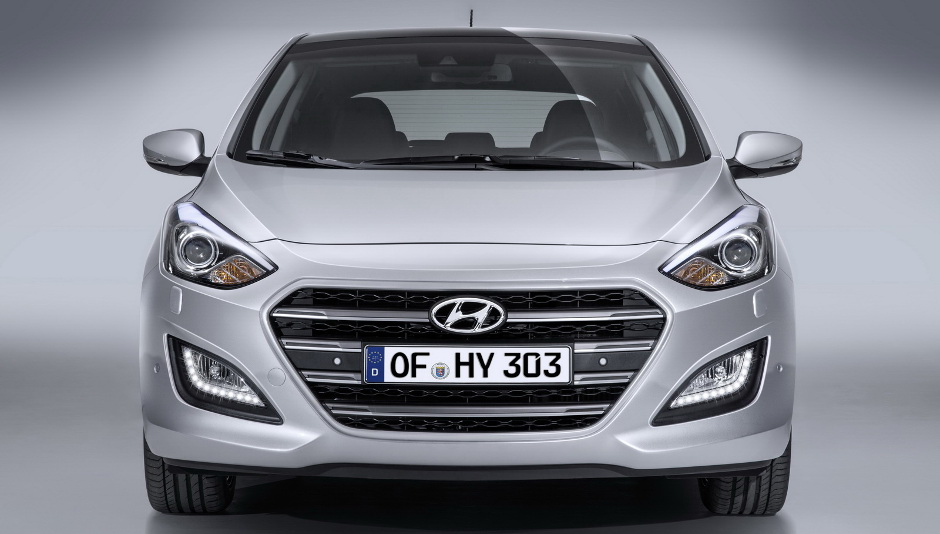 Mudan&ccedil;a na dianteira deixou o i30 com uma apar&ecirc;ncia ainda mais esportiva | <a href="https://beta-develop.quatrorodas.abril.com.br/noticias/fabricantes/hyundai-revela-facelift-i30-820005.shtml" rel="migration">Leia mais</a>