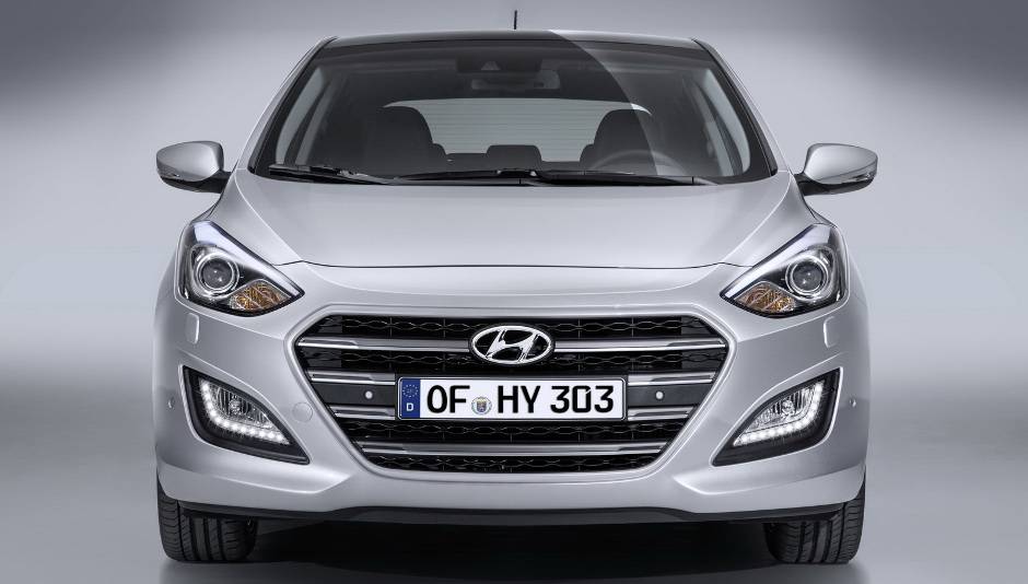 Mudan&ccedil;a na dianteira deixou o i30 com uma apar&ecirc;ncia ainda mais esportiva | <a href="https://beta-develop.quatrorodas.abril.com.br/noticias/fabricantes/hyundai-revela-facelift-i30-820005.shtml" rel="migration">Leia mais</a>