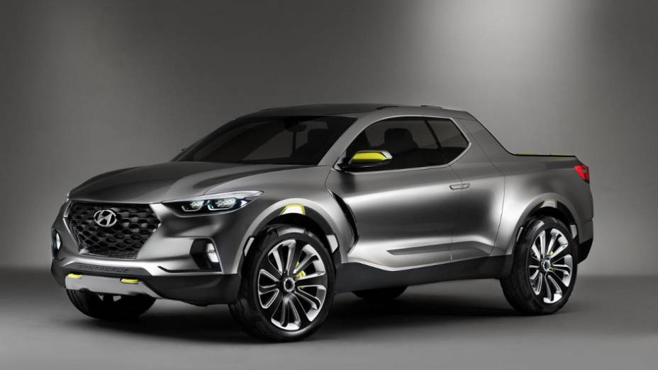 Picape crossover chega com grade frontal mais robusto e far&oacute;is com luzes de LED | <a href="https://beta-develop.quatrorodas.abril.com.br/noticias/saloes/detroit-2015/hyundai-revela-conceito-santa-cruz-detroit-825121.shtmll" rel="migration">Leia mais</a>