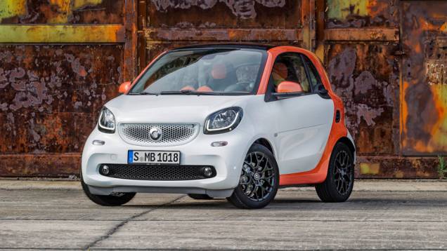 Subcompactos: Smart Fortwo 1.0 12V Gasolina - 13,7 km/l gasolina | <a href="https://beta-develop.quatrorodas.abril.com.br/noticias/mercado/inmetro-divulga-ranking-2015-programa-etiquetagem-veicular-827512.shtml" rel="migration">Leia mais</a> Subcompactos: Smart Fortwo 1.0 12V Gasolina - 13,7 km/l gasolina | <a href="https://beta-develop.quatrorodas.abril.com.br/noticias/mercado/inmetro-divulga-ranking-2015-programa-etiquetagem-veicular-827512.shtml" rel="migration">Leia mais</a>