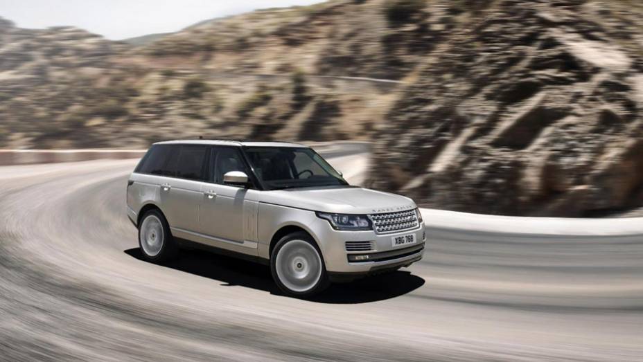 No Reino Unido, Landr Rover Range Rover terá as opções de motor 3.0 V6 biturbo diesel, 4.4 V8 biturbodiesel e 5.0 V8 Supercharger gasolina | <a href="https://beta-develop.quatrorodas.abril.com.br/noticias/mercado/land-rover-ranger-rover-custara-r-229-000-r-u-700829.sht" rel="migration"></a>