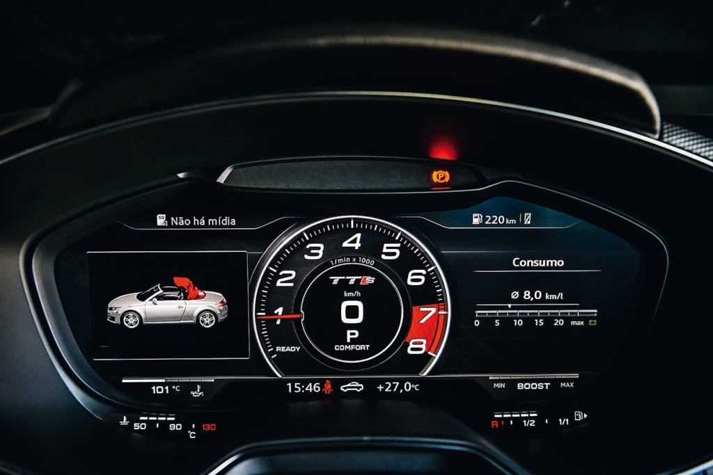 Audi TTS instrumentos de alta resolução concentra todas as informações do sistema multimídia