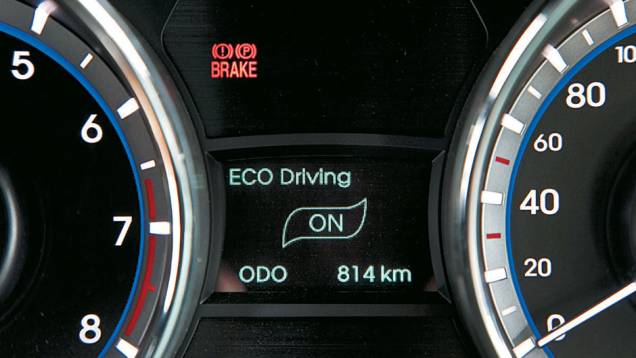 O sistema Eco Driving favorece uma condução mais econômica O sistema Eco Driving favorece uma condução mais econômica