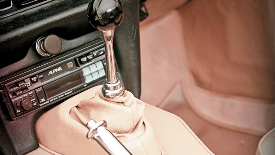 C&acirc;mbio pr&oacute;ximo ao volante