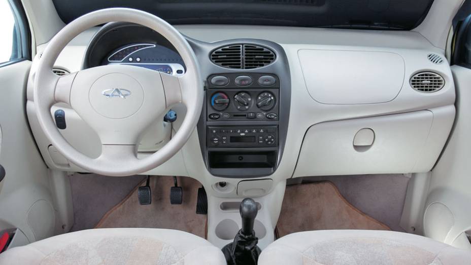 A vers&atilde;o definitiva ter&aacute; interior com revestimento cinza. A parte central do painel continuar&aacute; mais escura