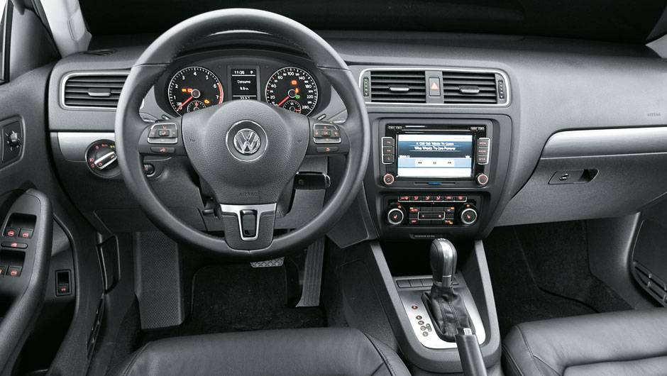 Cabine tamb&eacute;m &eacute; fiel ao novo estilo Volkswagen