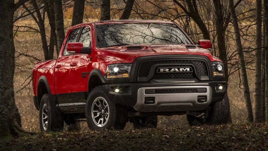 Ram Rebel 1500 2015 | <a href="https://beta-develop.quatrorodas.abril.com.br/noticias/saloes/detroit-2015/ram-revela-picape-1500-rebel-2015-825402.shtml" rel="migration">Leia mais</a>