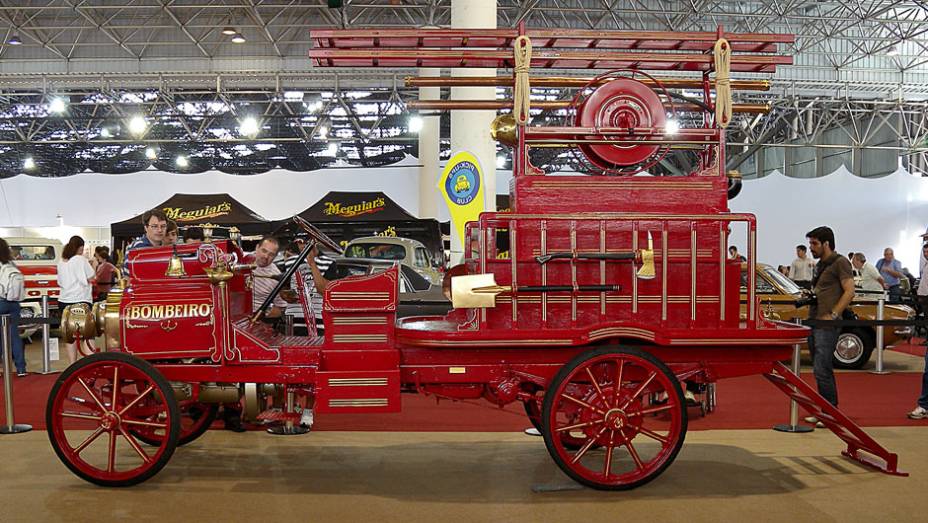 Carro de bombeiro &eacute; da data de 1903, mas nunca foi usado pela corpora&ccedil;&atilde;o