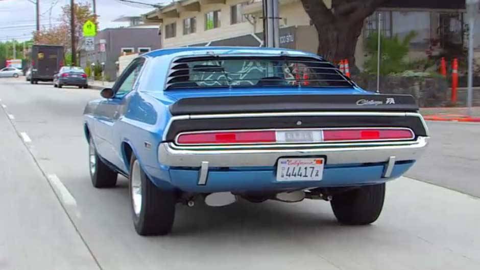 Brian Regan é o convidado do terceiro episódio, em que Seinfeld dirige um Dodge Challenger TA 1970, equipado com um possante motor V8 com 340 cv para serem despejados no asfalto | <a href="https://beta-develop.quatrorodas.abril.com.br/noticias/entretenimento/jerry-seinf" rel="migration"></a> Brian Regan é o convidado do terceiro episódio, em que Seinfeld dirige um Dodge Challenger TA 1970, equipado com um possante motor V8 com 340 cv para serem despejados no asfalto | <a href="https://beta-develop.quatrorodas.abril.com.br/noticias/entretenimento/jerry-seinf" rel="migration"></a>