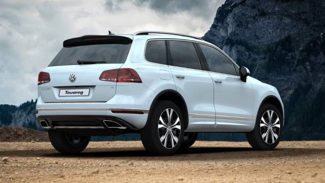 Quem vê cara, não vê coração. Touareg manteve o visual, mas ganhou em conteúdo - <a href="https://beta-develop.quatrorodas.abril.com.br/noticias/fabricantes/vw-lanca-novos-jetta-touareg-840644.shtml" rel="migration">Leia mais</a> Quem vê cara, não vê coração. Touareg manteve o visual, mas ganhou em conteúdo - <a href="https://beta-develop.quatrorodas.abril.com.br/noticias/fabricantes/vw-lanca-novos-jetta-touareg-840644.shtml" rel="migration">Leia mais</a>