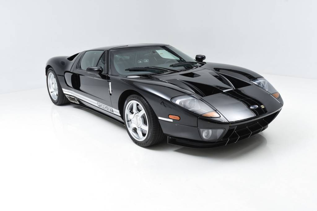 Ford GT Ford GT em posição 3x4 de frente