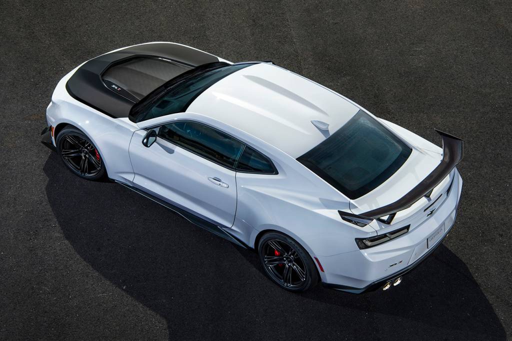 Chevrolet Camaro ZL1 1LE Aerodinâmica tem foco na geração de downforce