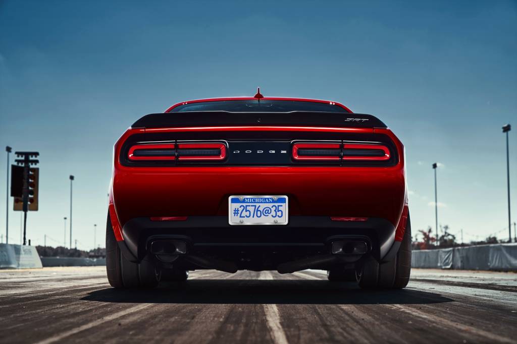 Challenger SRT Demon será monoposto para ter peso reduzido