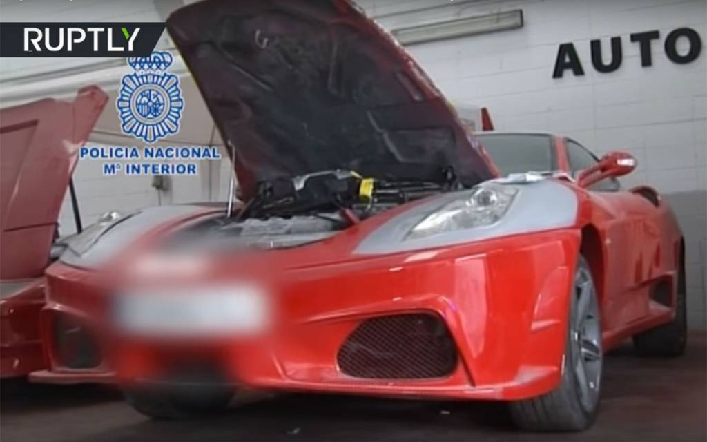 Polícia desmonta quadrilha que falsificava Ferrari e Lamborghini