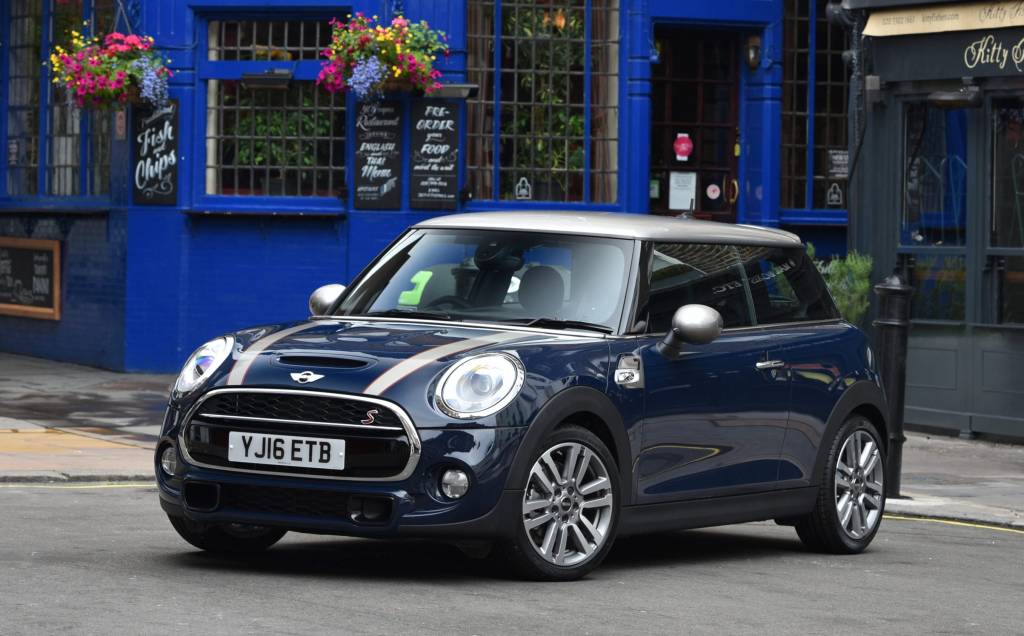 Mini Cooper Seven chega ao Brasil por R$ 149.950