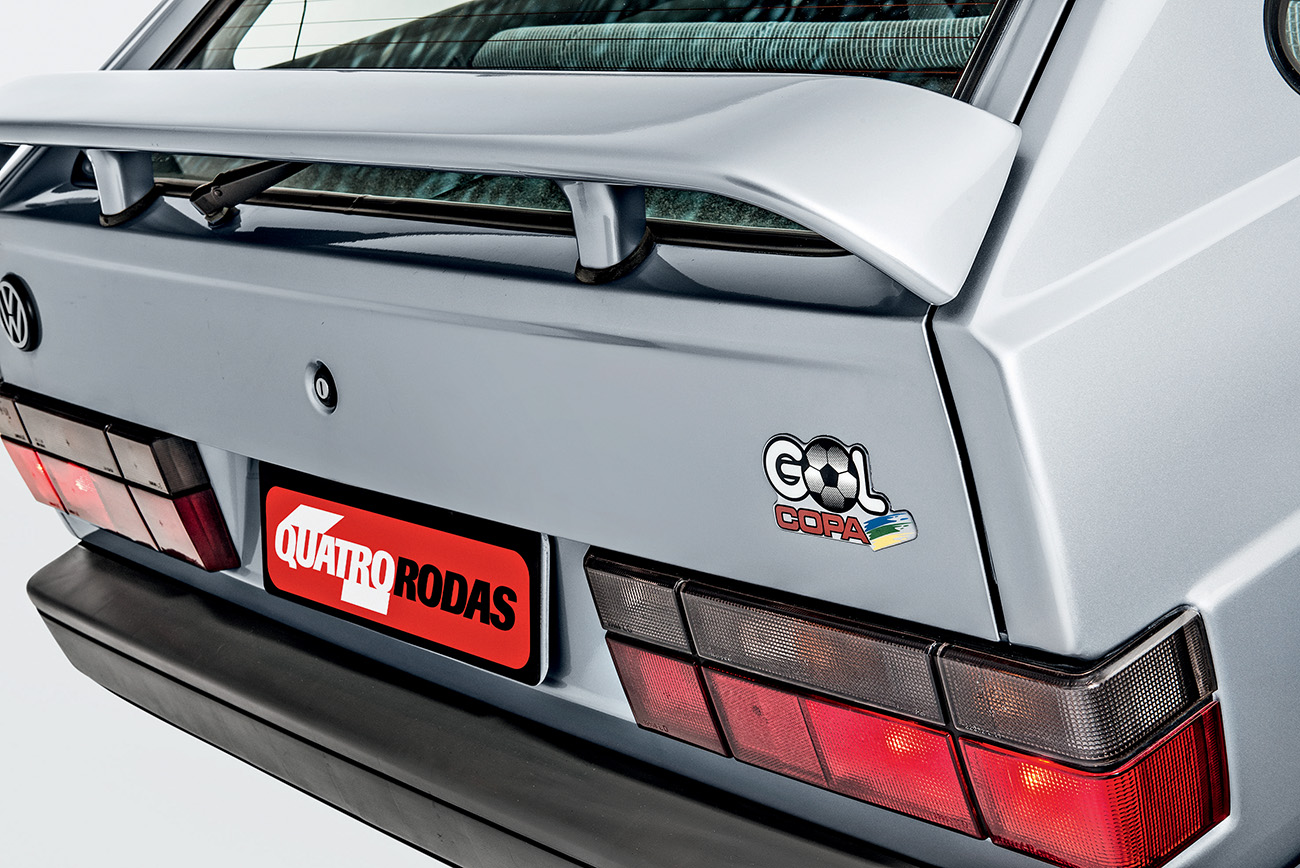 S&oacute; o adesivo na traseira era alusivo &agrave; Copa