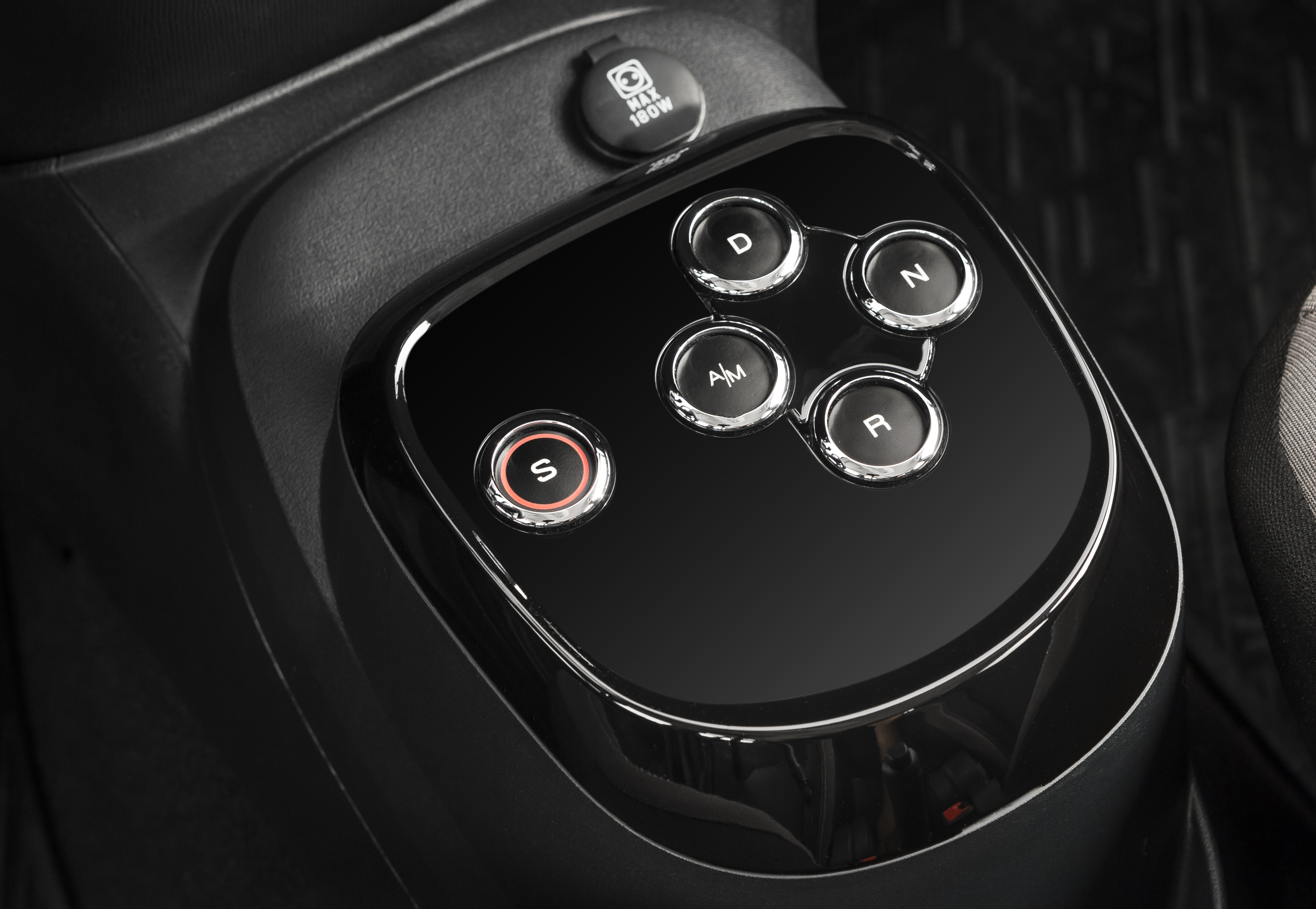 Fiat Mobi GSR 4