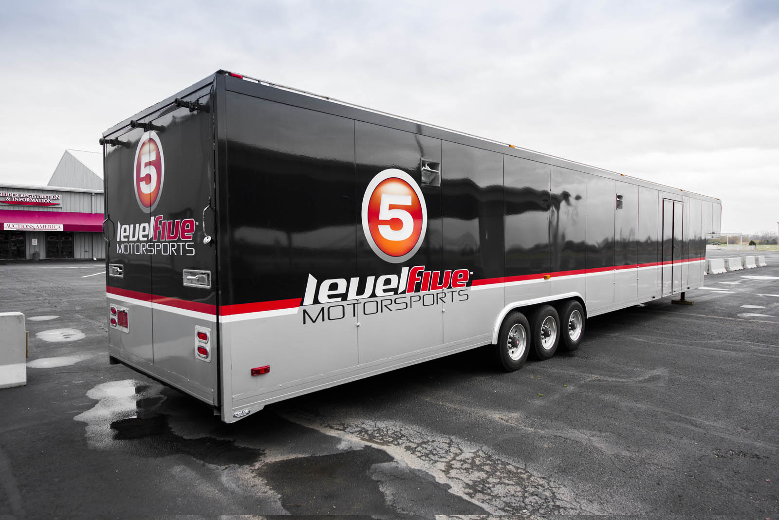 Motorhome Level 5 Motorsports