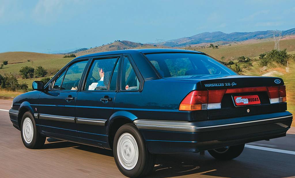 Ford Versailles Ghia era um Santana que ia além