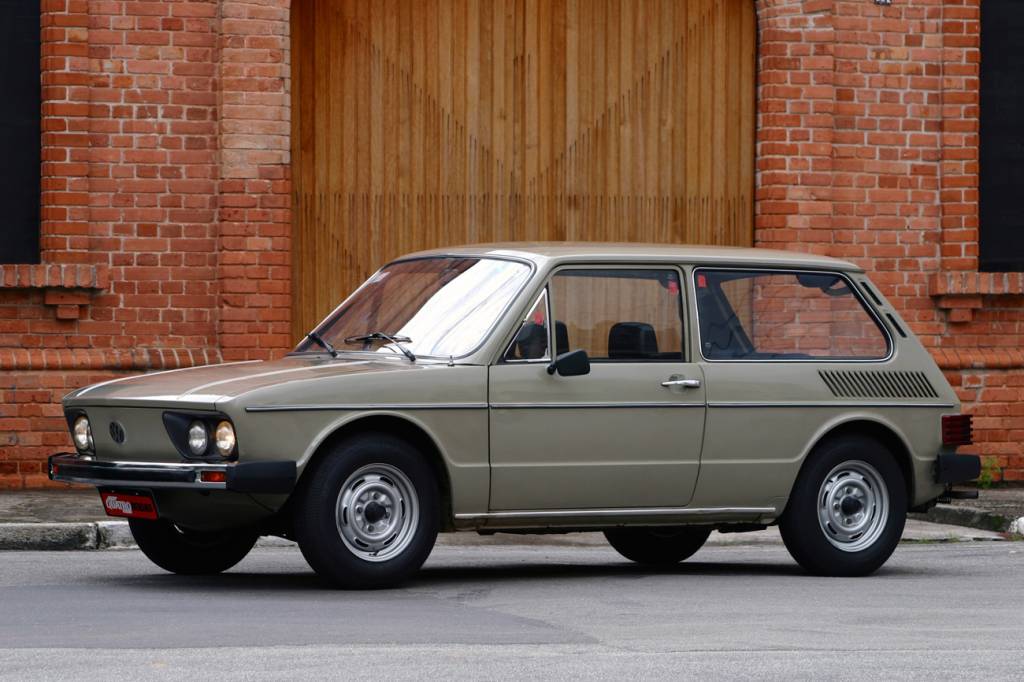 Volkswagen Brasília Perua Brasília LS testada para a Revista Quatro Rodas.