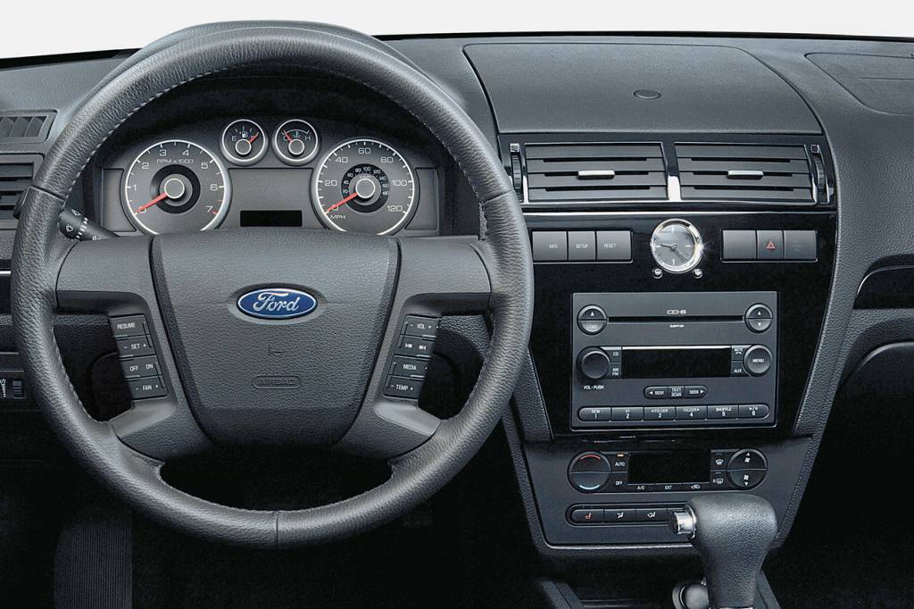 Painel do Ford Fusion