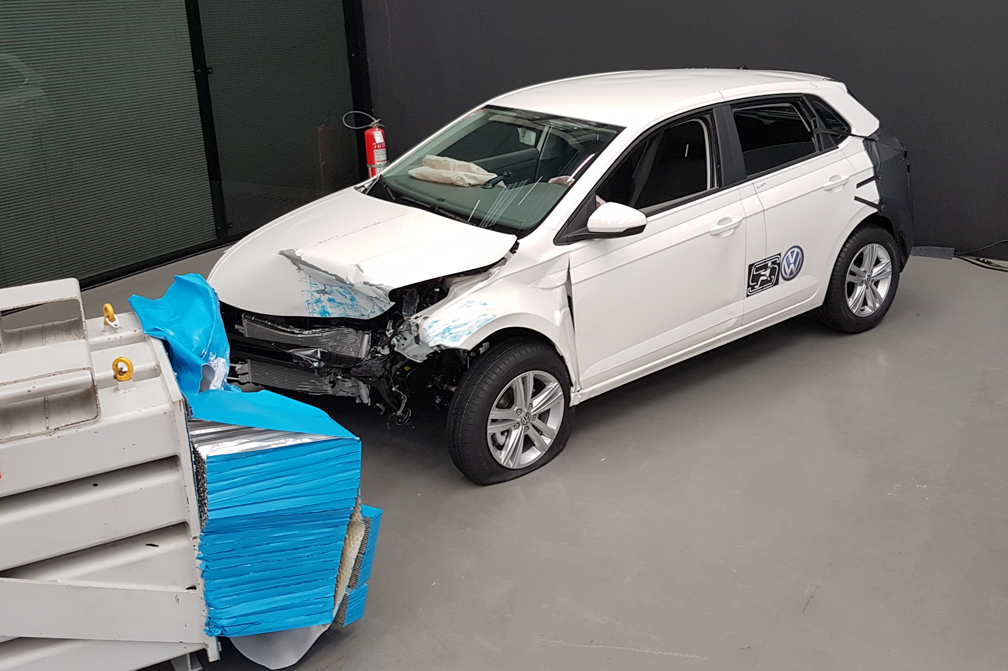 VW explica como o novo Polo quer se tornar o compacto mais seguro