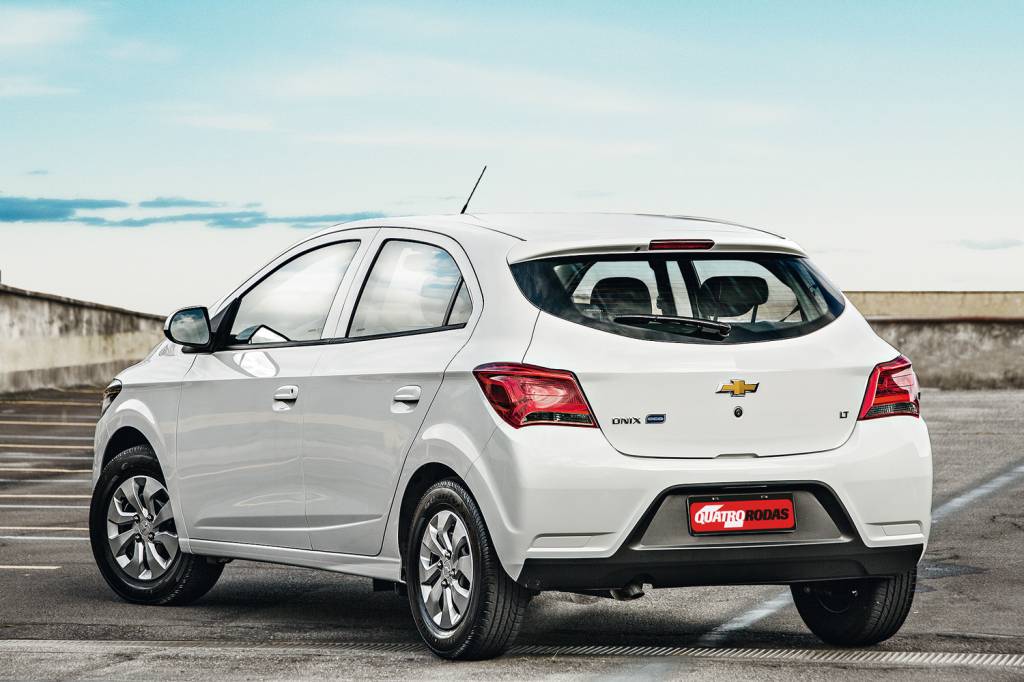 Chevrolet aumenta – de novo – preços de Onix, Prisma e Cruze