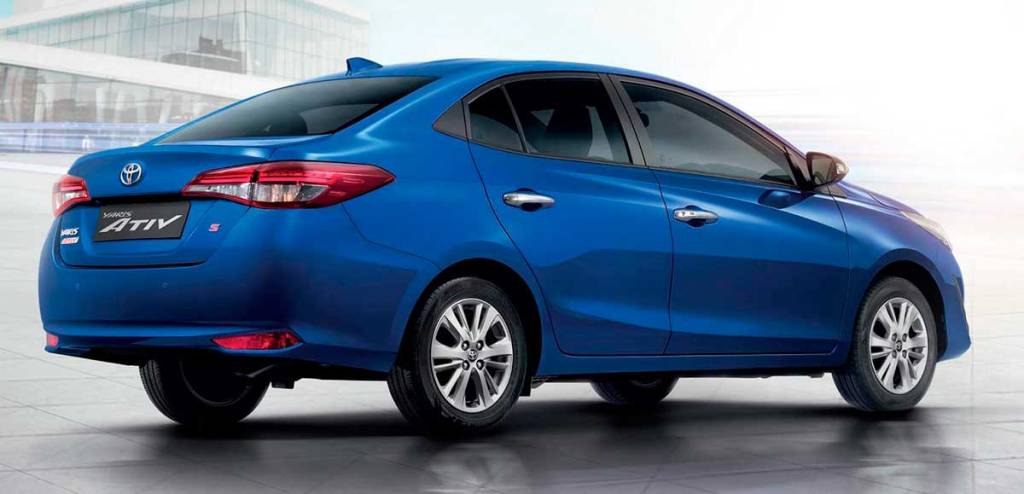 Toyota-Yaris-Ativ-1