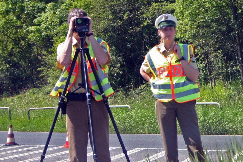 Não dá para escapar do radar de velocidade média. Nós explicamos