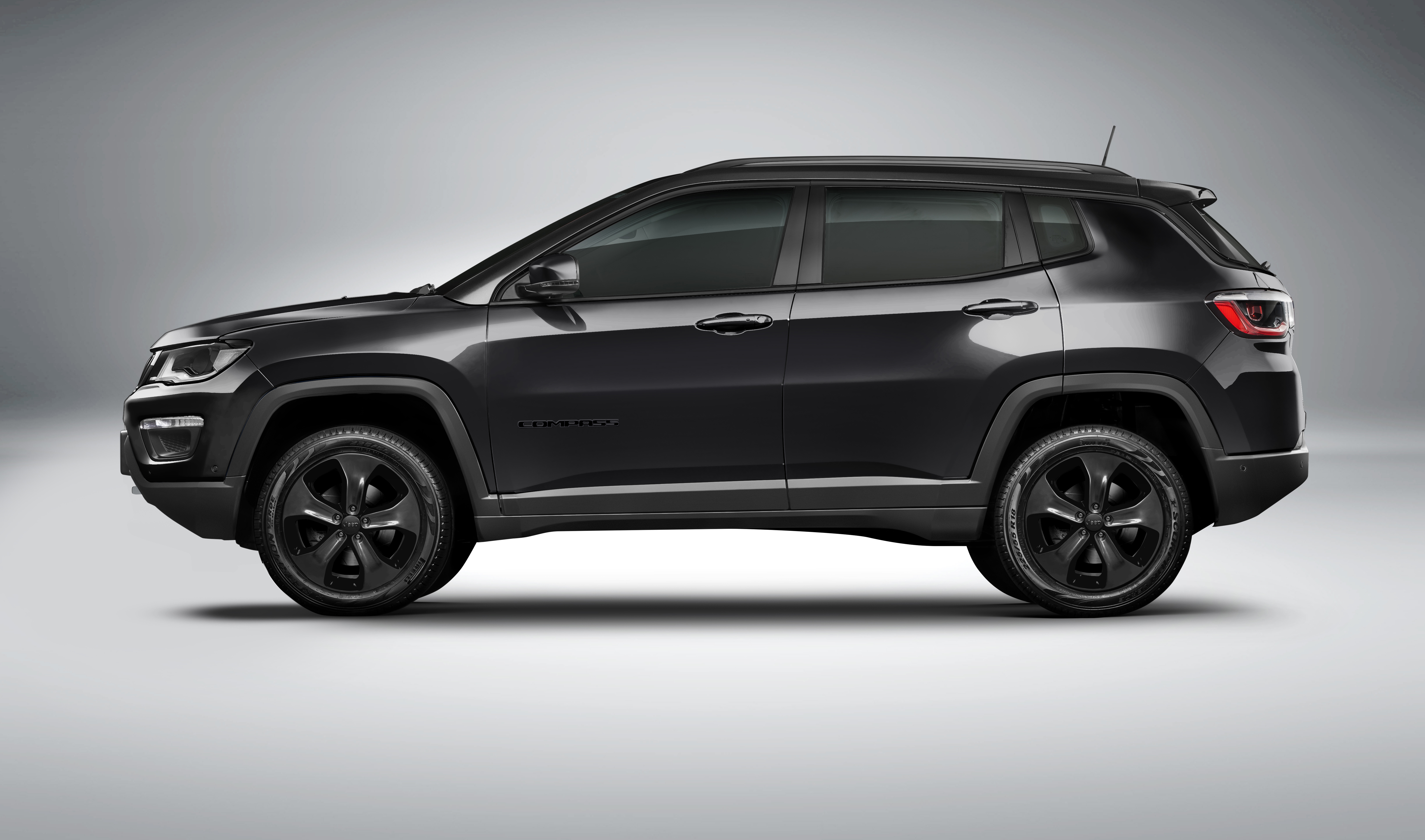 Jeep Compass Night Eagle 7