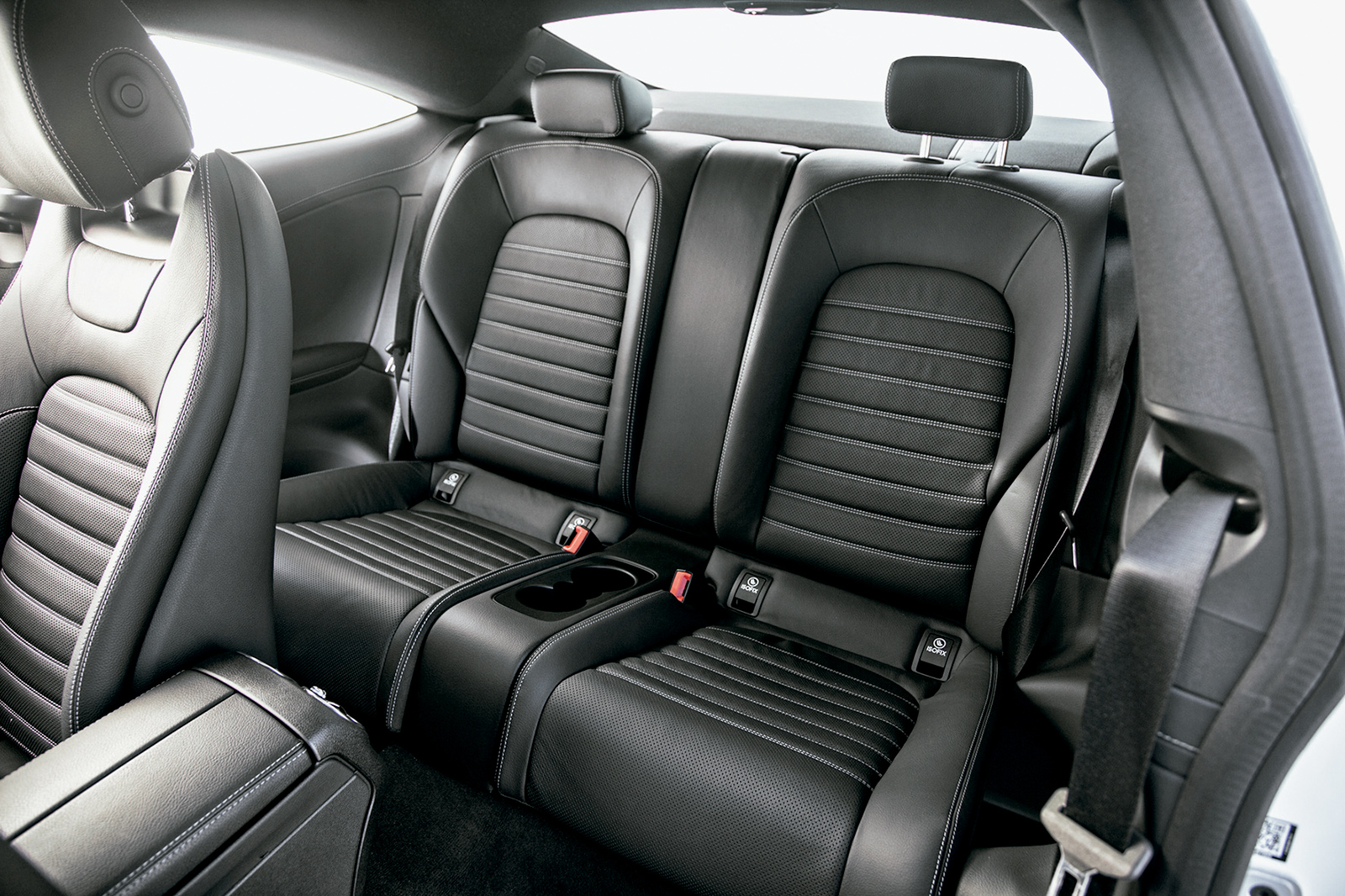 Mercedes-Benz-C250-4