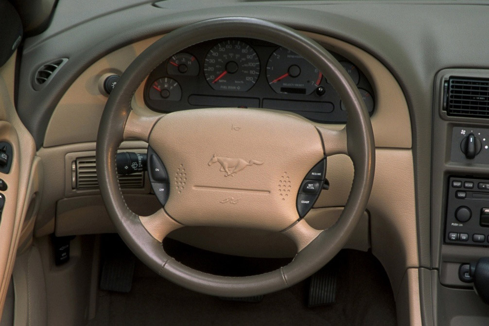 Volante Mustang 1994